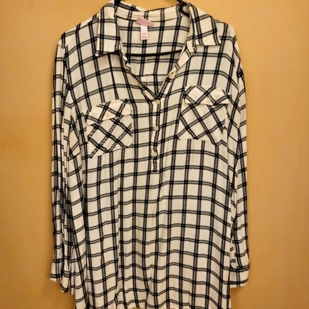 Plus Size Maternity Shirt